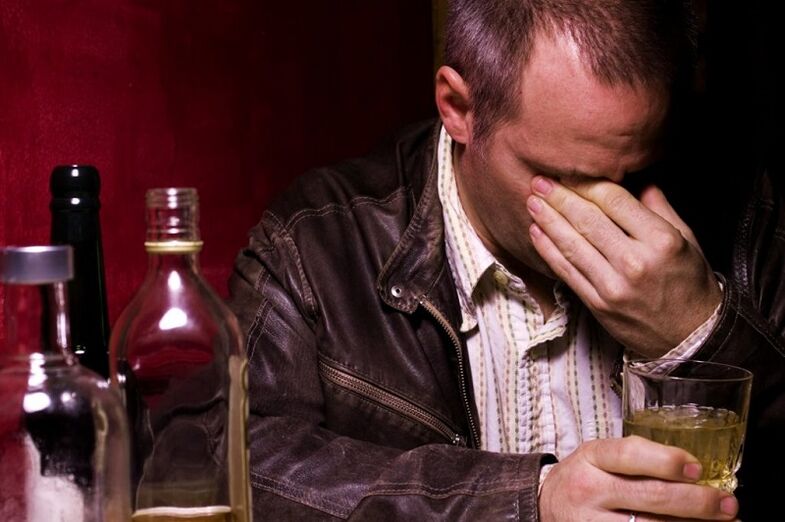 Drinking alcohol causes acute prostatitis